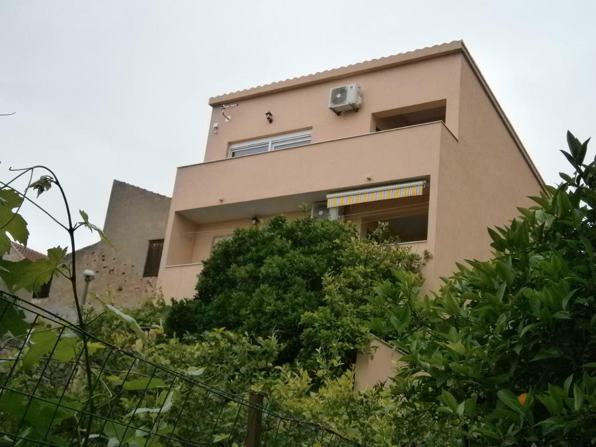 Apartment Willy Komiža Exteriér fotografie